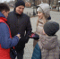 Участники команды «Молодежки ОНФ» поздравили жительниц Амурской област... - ОНФ в Амурской области