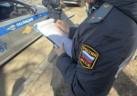 Судебные приставы арестовали два автомобиля
