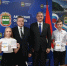 Василий Орлов вручил амурским школьникам первые паспорта - Teleport2001.Ru