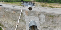 Объезд начали строить возле участка трассы "Лена" с ямой - Teleport2001.Ru