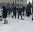 Спортсмены, студенты и волонтеры помогают убирать снег в Благовещенске - ИА Порт Амур