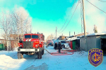 В Февральске полностью сгорели автомобиль УАЗ, мопед и снегоход