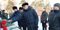 На площади Победы состоялась церемония возложения цветов - Городская Дума