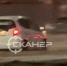 Поведение автомобилиста в Благовещенске вызвало много вопросов в соцсетях видео - Amur.Life