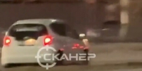 Поведение автомобилиста в Благовещенске вызвало много вопросов в соцсетях видео - Amur.Life